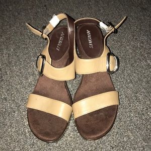 Aerosoles Wedges in Brown Leather